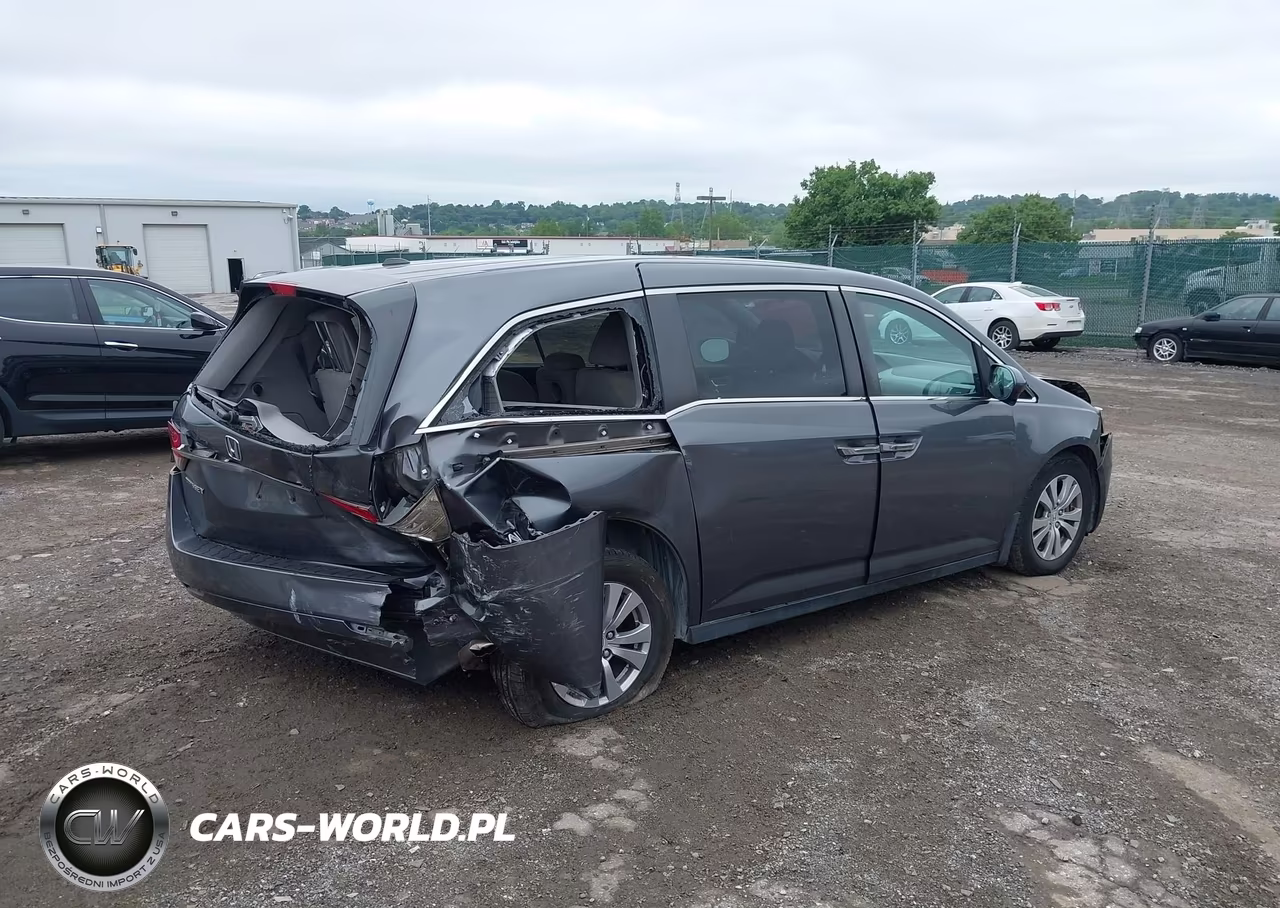 2016 Honda Odyssey Se VIN:5FNRL5H35GB158629 - 4