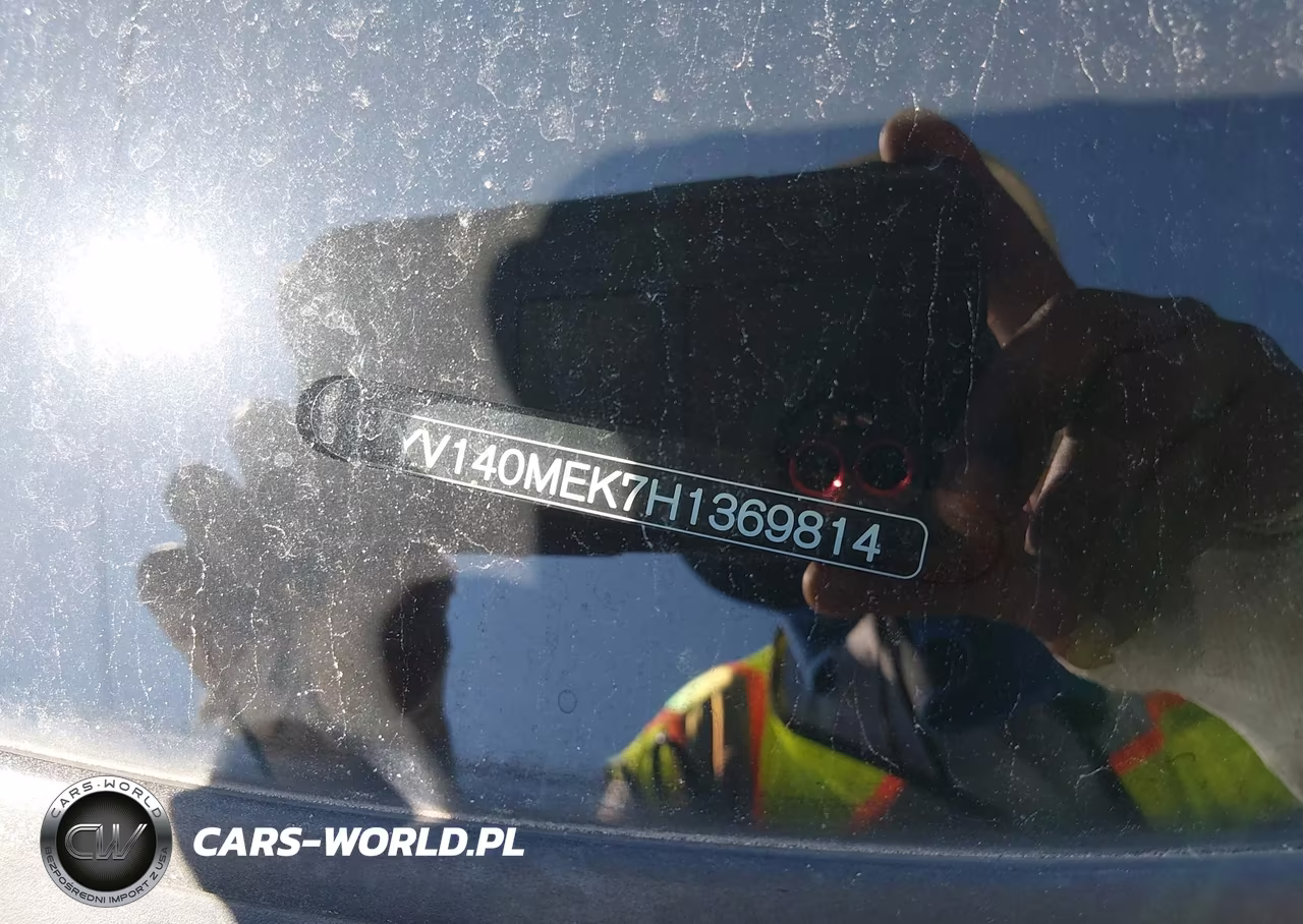 2017 Volvo V60 T5 Premier VIN:YV140MEK7H1369814 - 18