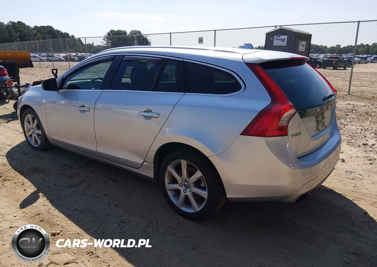 2017 Volvo V60 T5 Premier VIN:YV140MEK7H1369814 - 3
