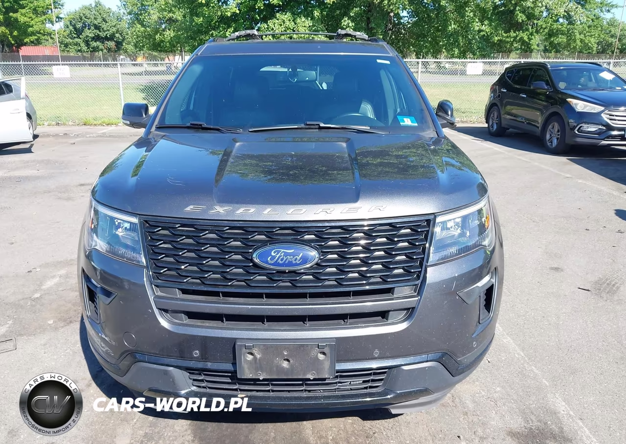 2018 Ford Explorer Sport VIN:1FM5K8GT0JGB96508 - 12
