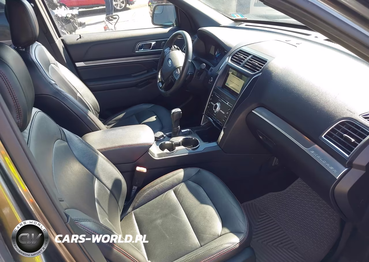 2018 Ford Explorer Sport VIN:1FM5K8GT0JGB96508 - 5