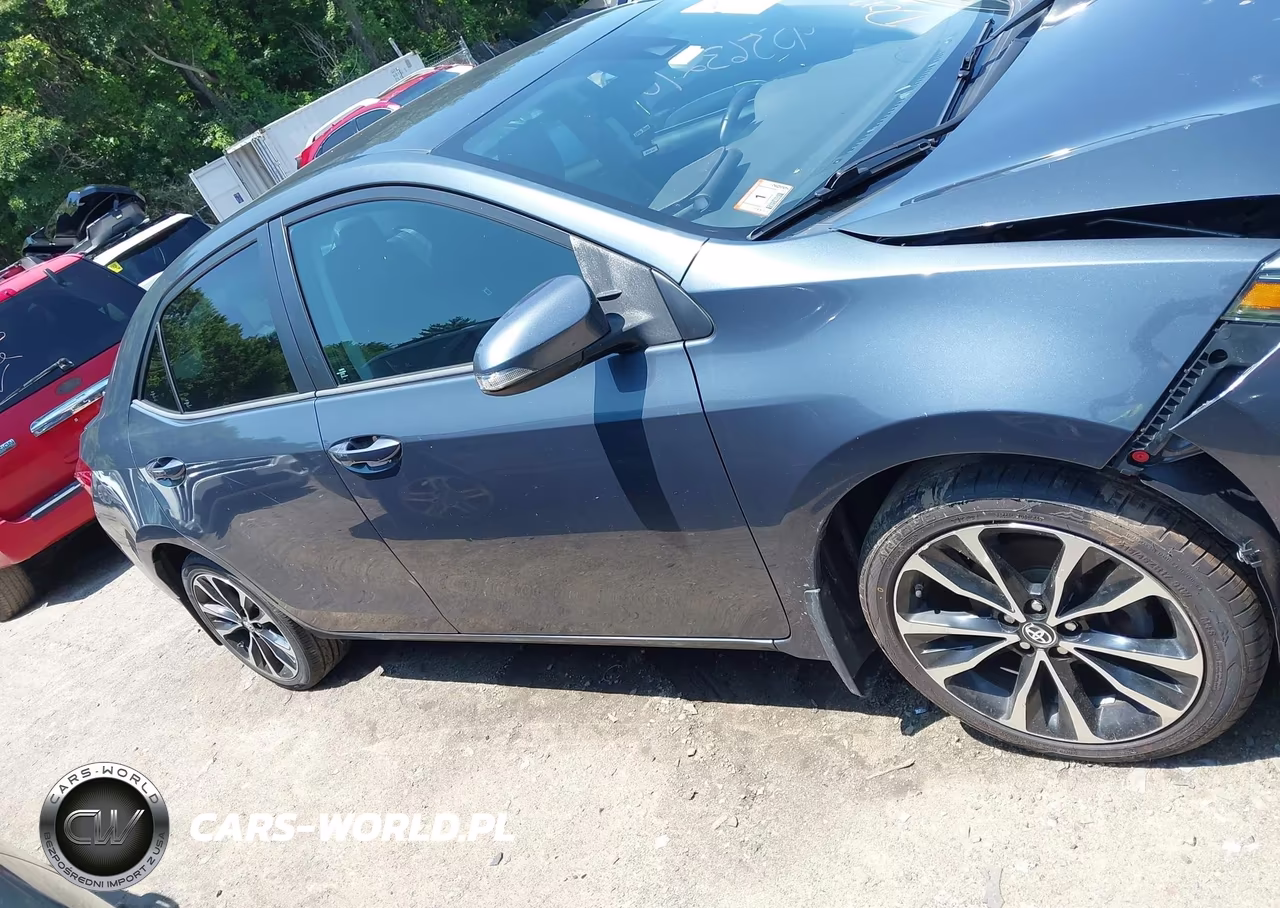 2017 Toyota Corolla Se VIN:5YFBURHE6HP685480 - 13