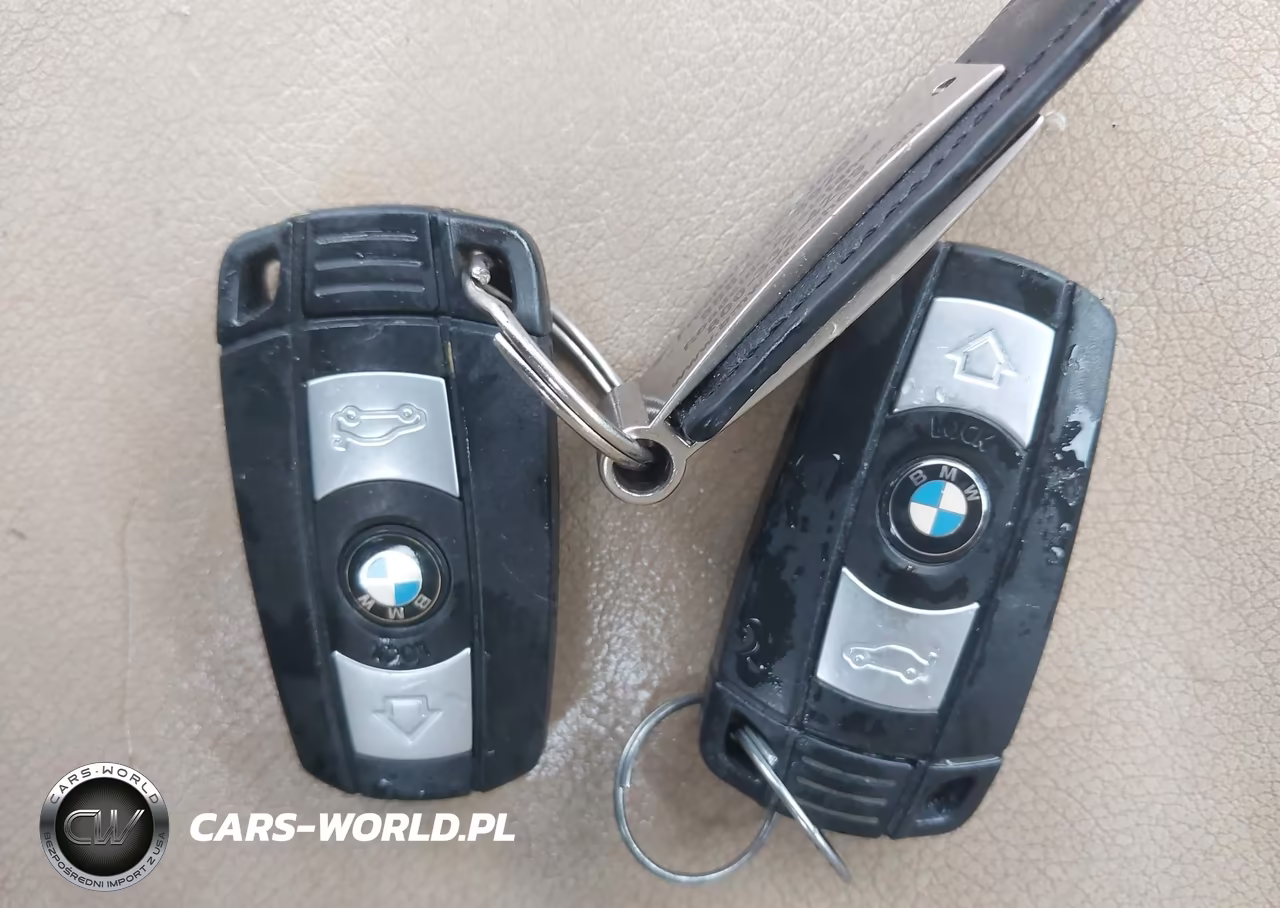 2014 BMW X1 xDrive28I VIN:WBAVL1C52EVY21487 - 11