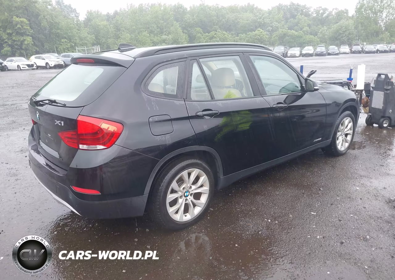 2014 BMW X1 xDrive28I VIN:WBAVL1C52EVY21487 - 4