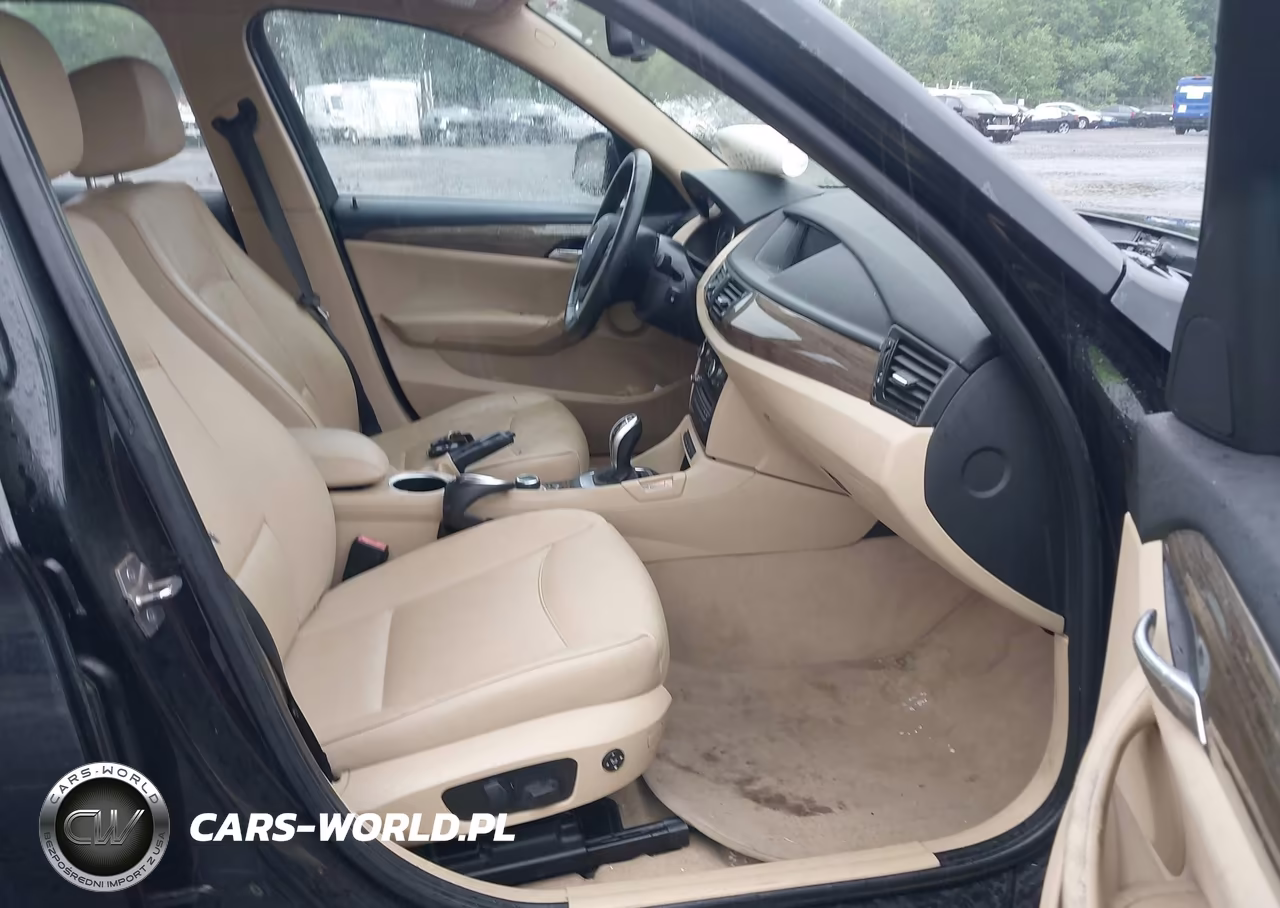 2014 BMW X1 xDrive28I VIN:WBAVL1C52EVY21487 - 5