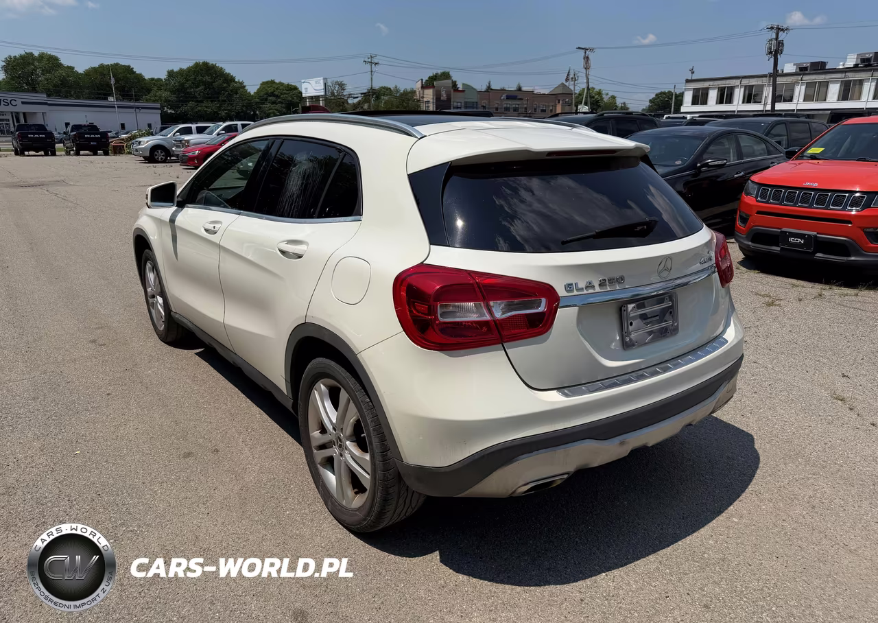 2018 Mercedes-Benz Gla 250 4Matic VIN:WDCTG4GB8JJ432686 - 3