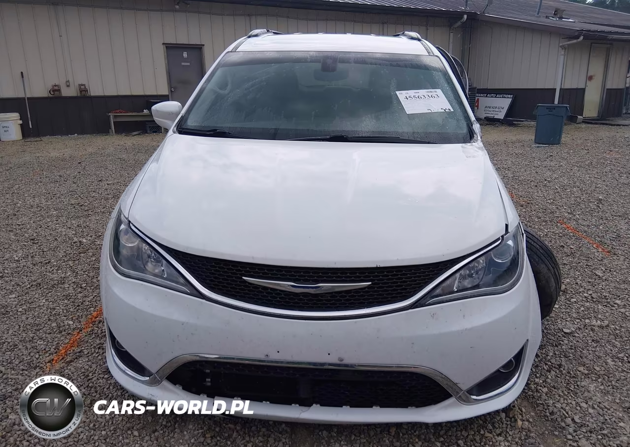 2017 Chrysler Pacifica Touring-L VIN:2C4RC1BG1HR733724 - 13
