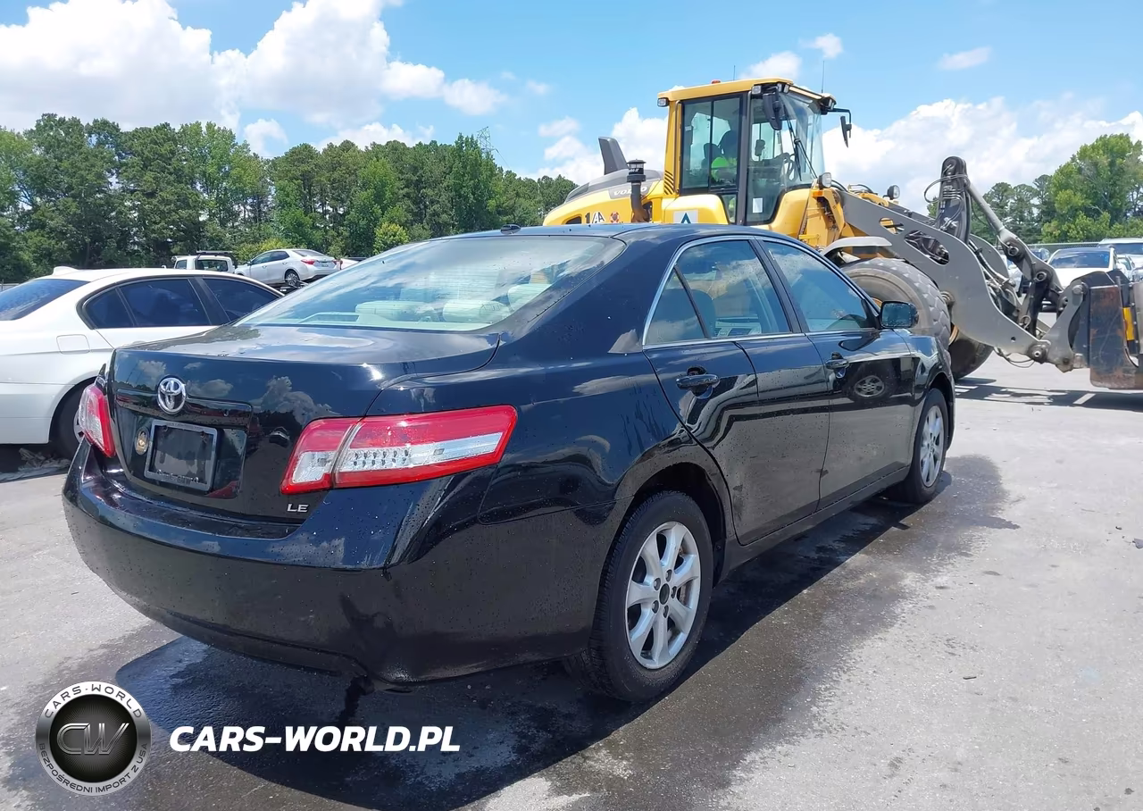 2011 Toyota Camry Le VIN:4T1BF3EKXBU179657 - 4
