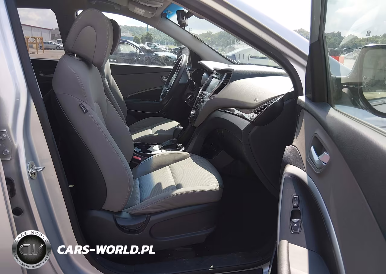 2017 Hyundai Santa Fe Se VIN:KM8SMDHF7HU256343 - 5