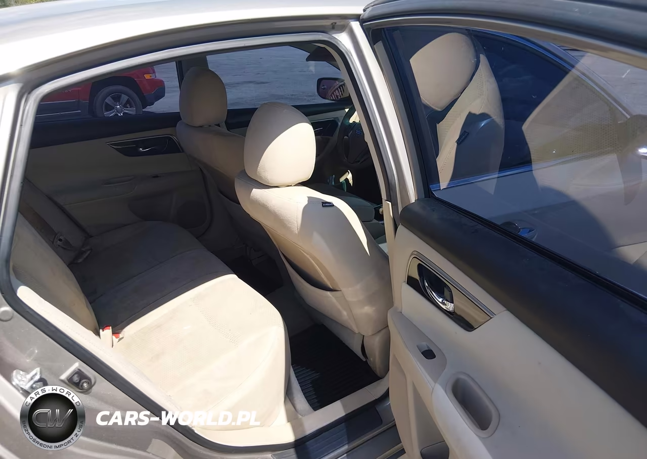 2014 Nissan Altima 2.5 S VIN:1N4AL3AP8EN361114 - 8