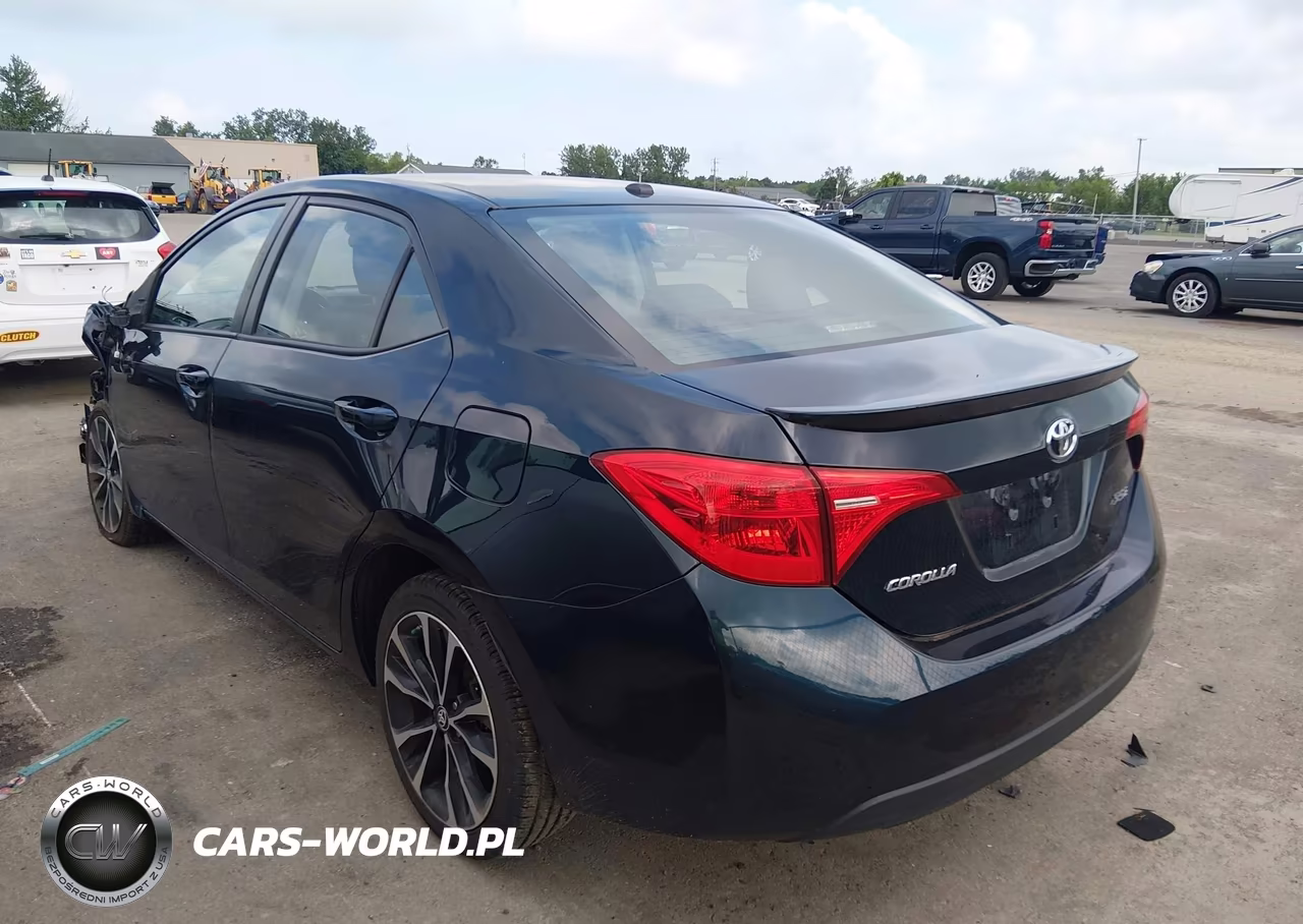 2017 Toyota Corolla Xse VIN:2T1BURHE8HC917724 - 3