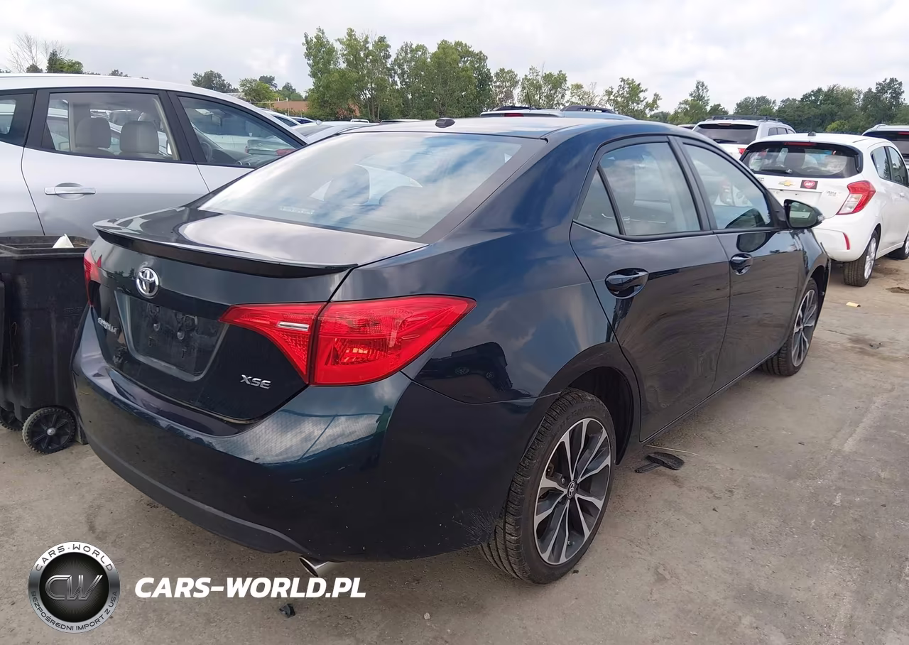 2017 Toyota Corolla Xse VIN:2T1BURHE8HC917724 - 4