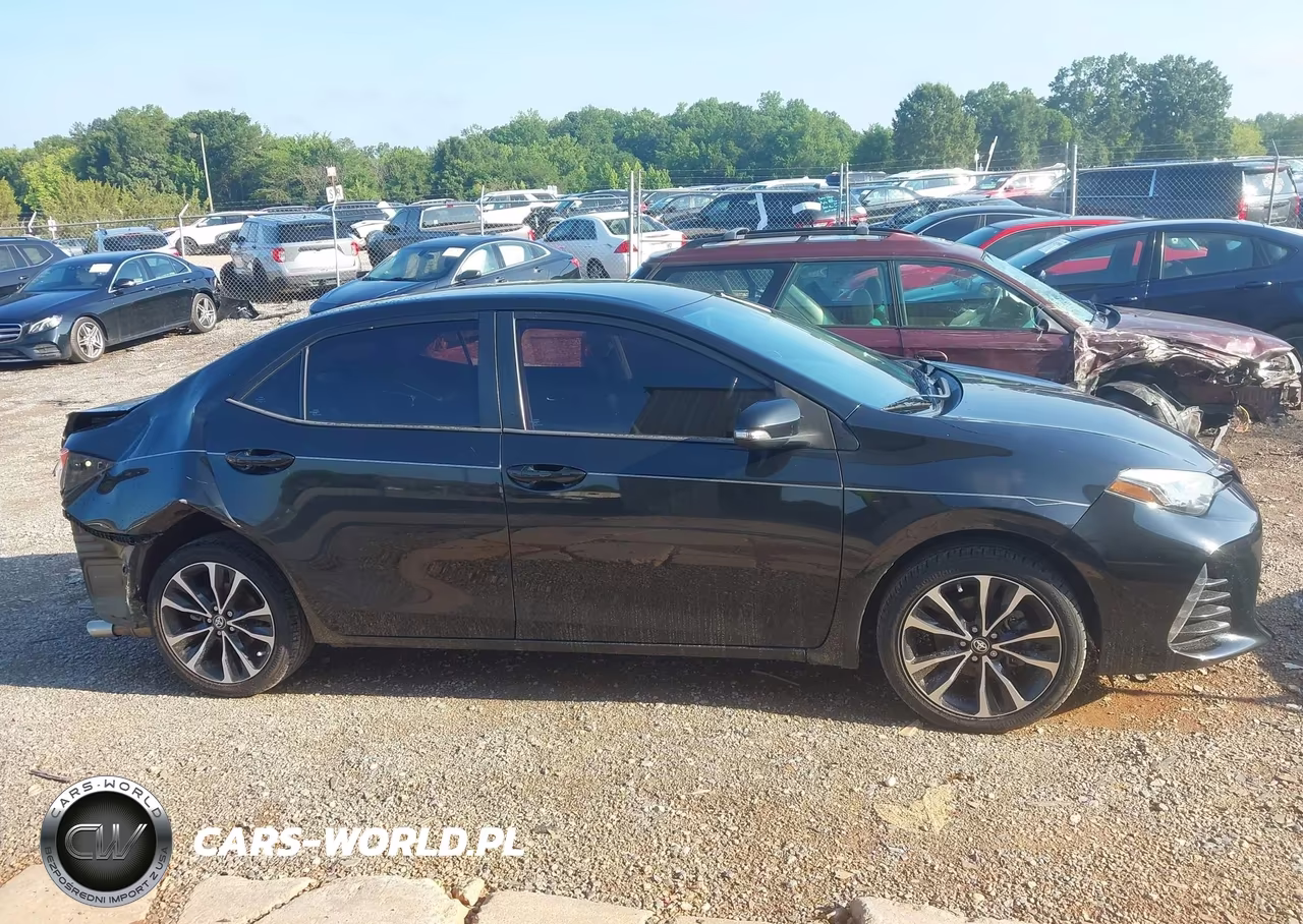 2019 Toyota Corolla Se VIN:5YFBURHE8KP879449 - 13
