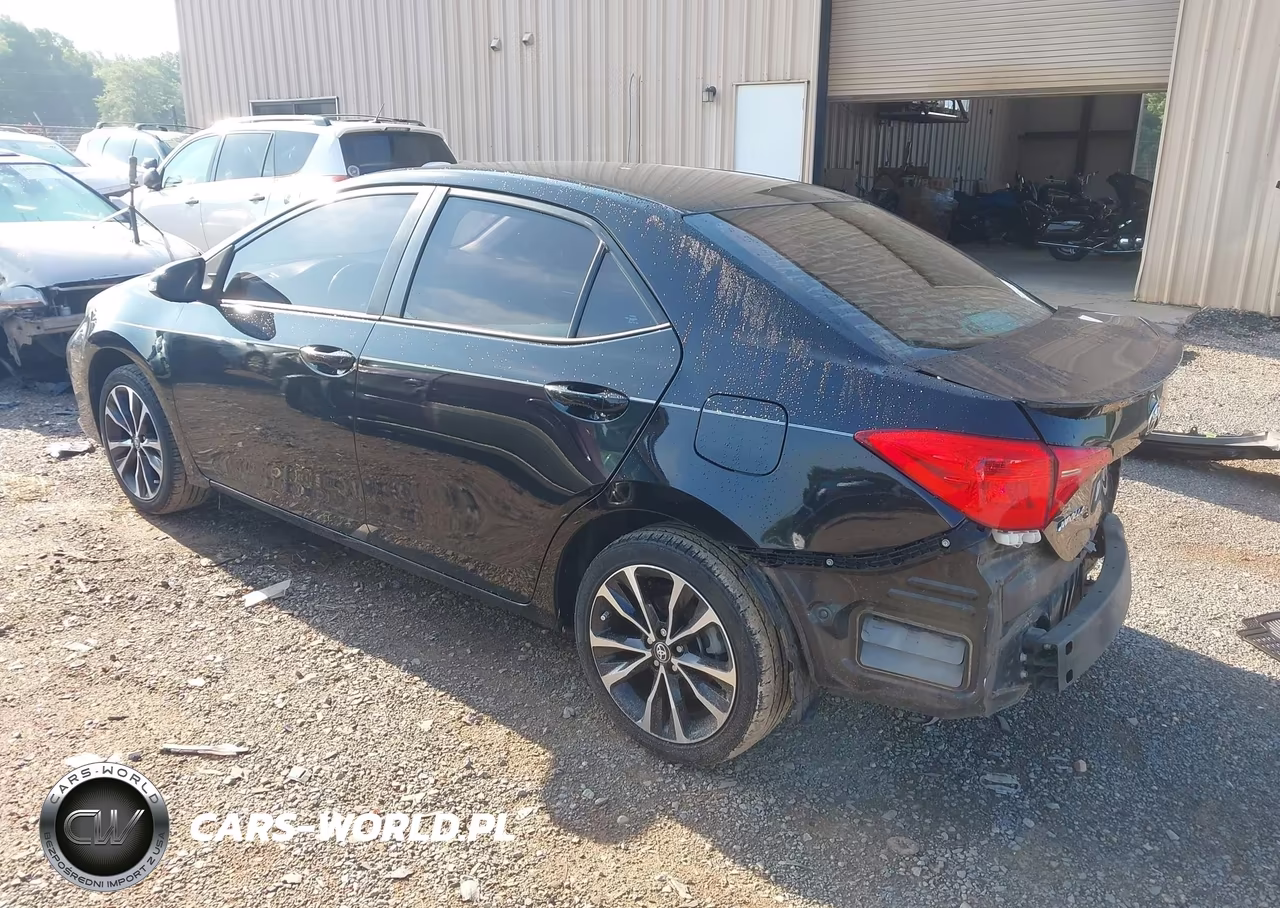2019 Toyota Corolla Se VIN:5YFBURHE8KP879449 - 3