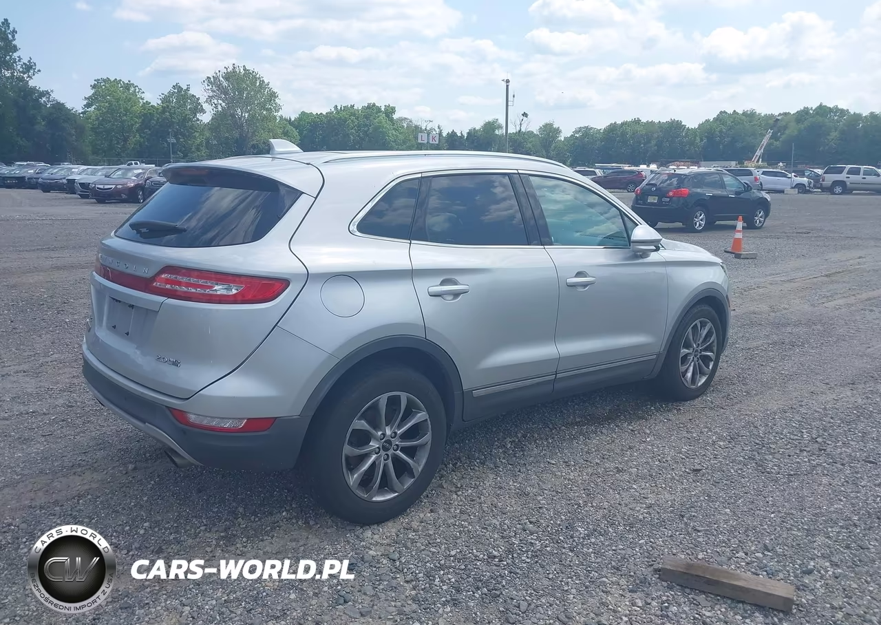 2015 Lincoln Mkc VIN:5LMCJ2A99FUJ05021 - 4