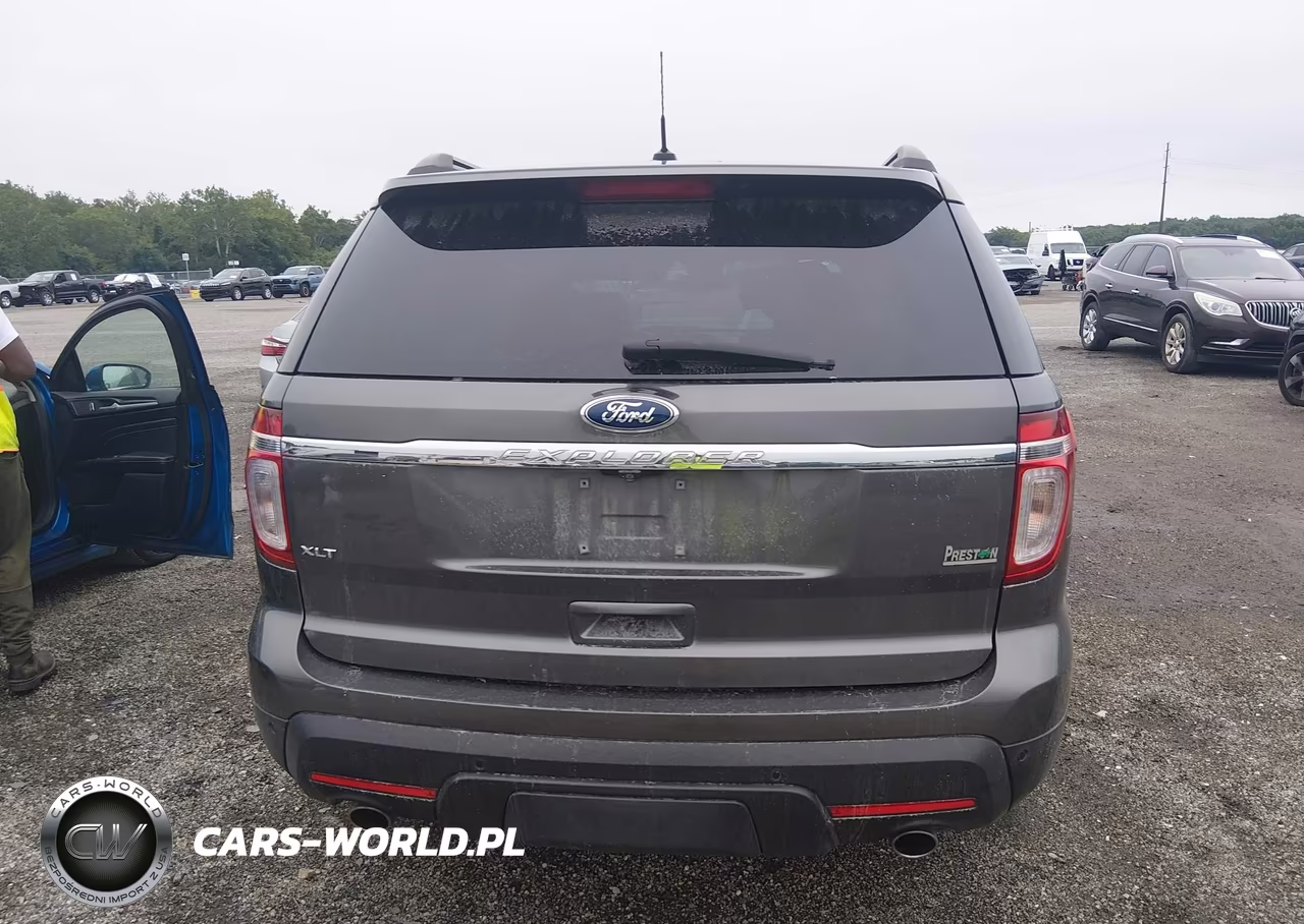 2015 Ford Explorer Xlt VIN:1FM5K7D81FGA52094 - 16