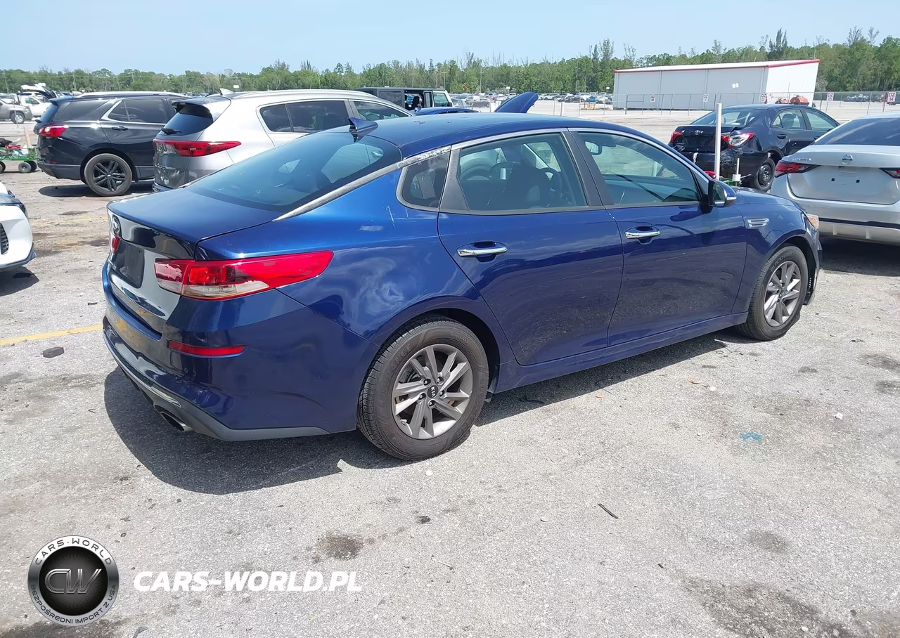 2020 Kia Optima Lx VIN:5XXGT4L31LG404849 - 4