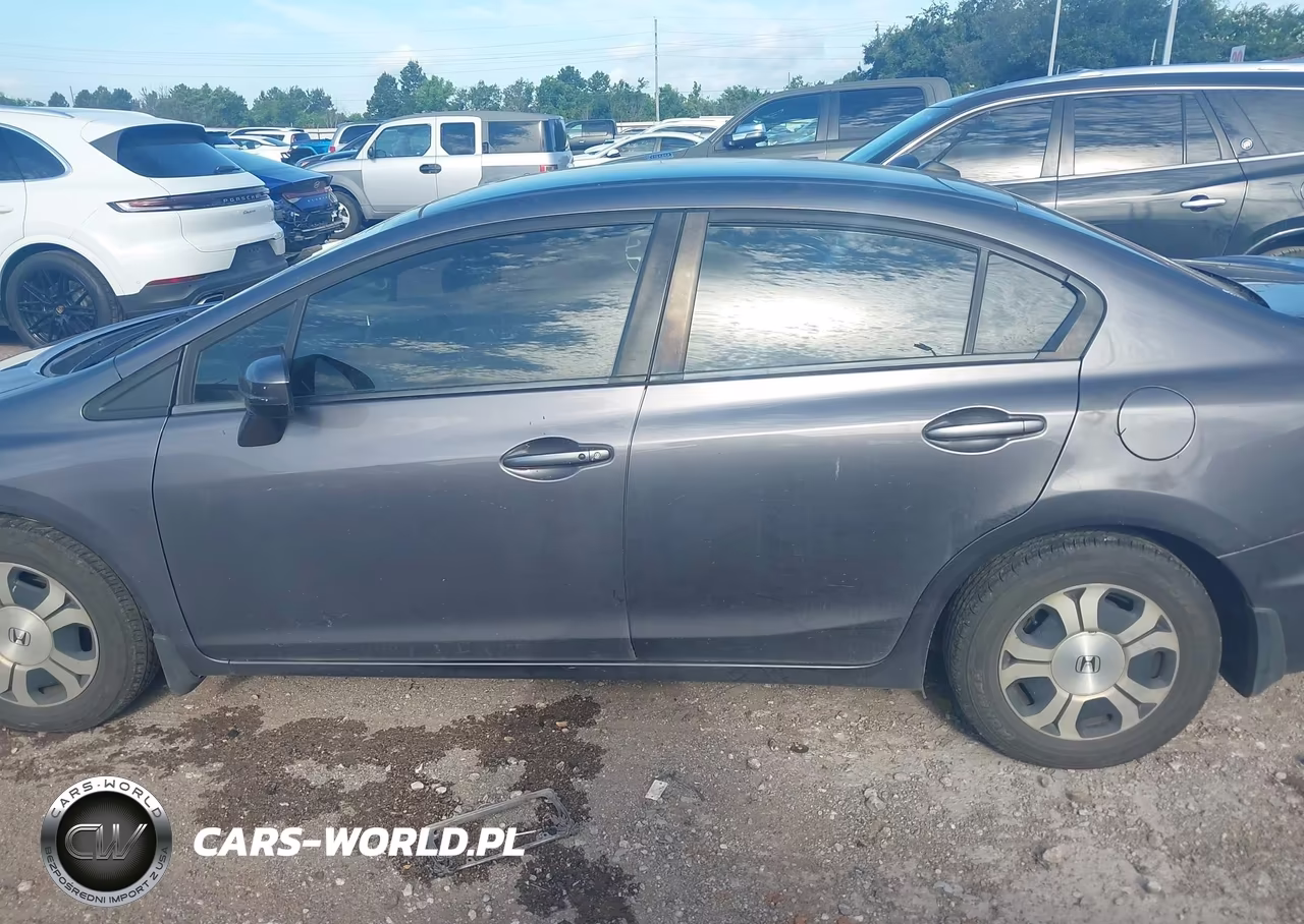 2014 Honda Civic Hybrid VIN:19XFB4F27EE000595 - 14