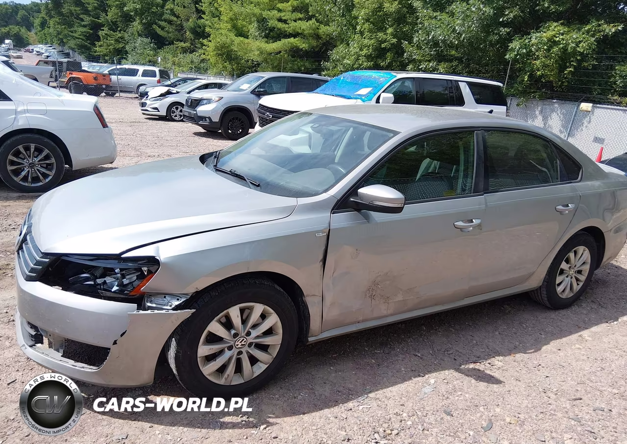 2014 Volkswagen Passat 1.8T Wolfsburg Edition VIN:1VWAT7A35EC080900 - 14