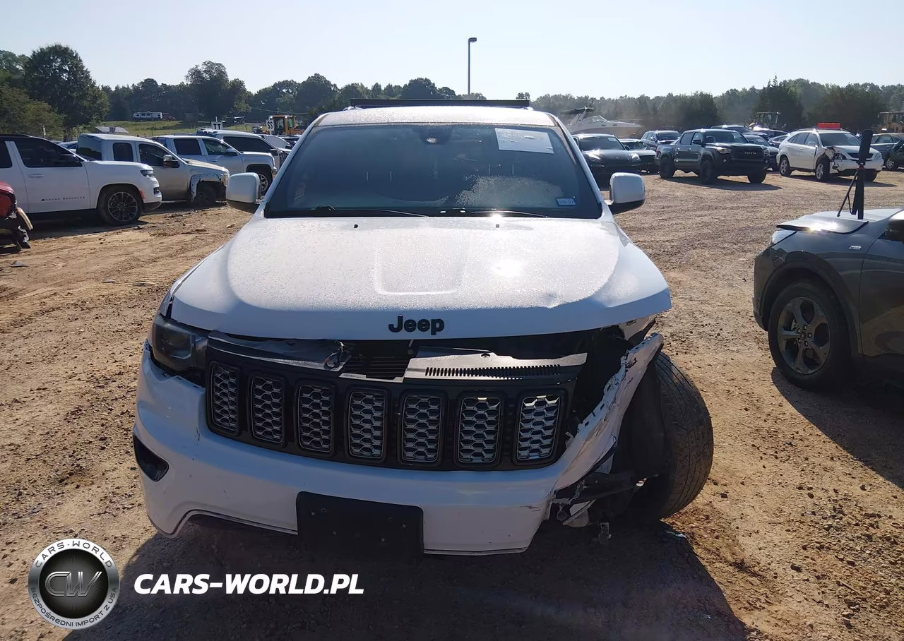2017 Jeep Grand Cherokee Altitude VIN:1C4RJFAG8HC897646 - 13
