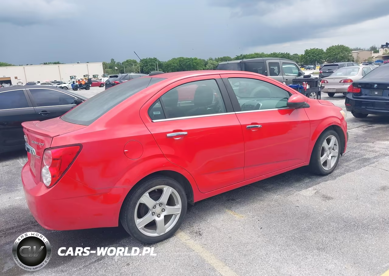 2016 Chevrolet Sonic Ltz Auto VIN:1G1JE5SB1G4131340 - 4