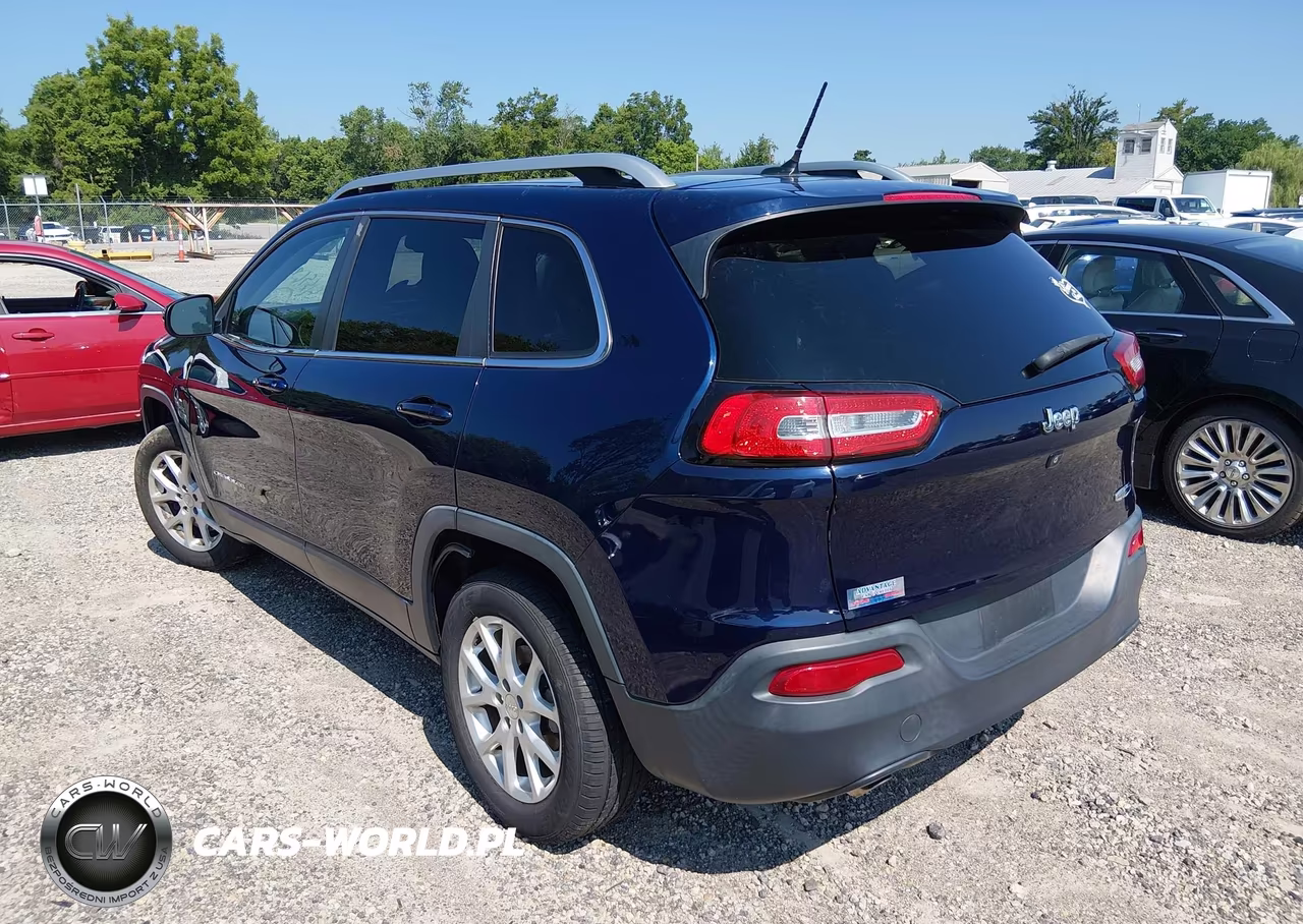 2014 Jeep Cherokee Latitude VIN:1C4PJLCB7EW298917 - 3