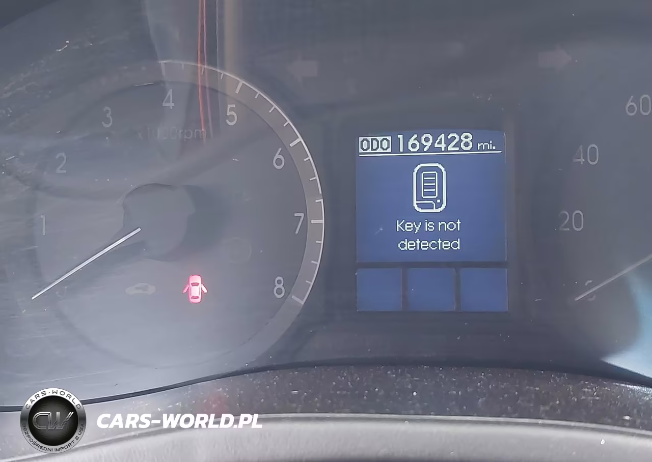 2010 Hyundai Genesis 4.6 VIN:KMHGC4DF3AU092478 - 14