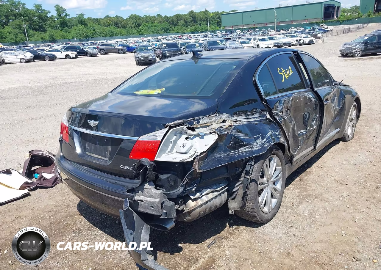 2010 Hyundai Genesis 4.6 VIN:KMHGC4DF3AU092478 - 4
