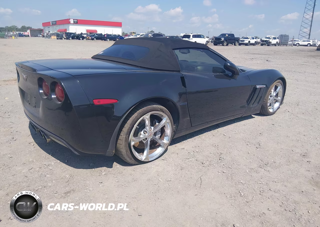 2010 Chevrolet Corvette Grand Sport VIN:1G1YS3DW9A5108823 - 4