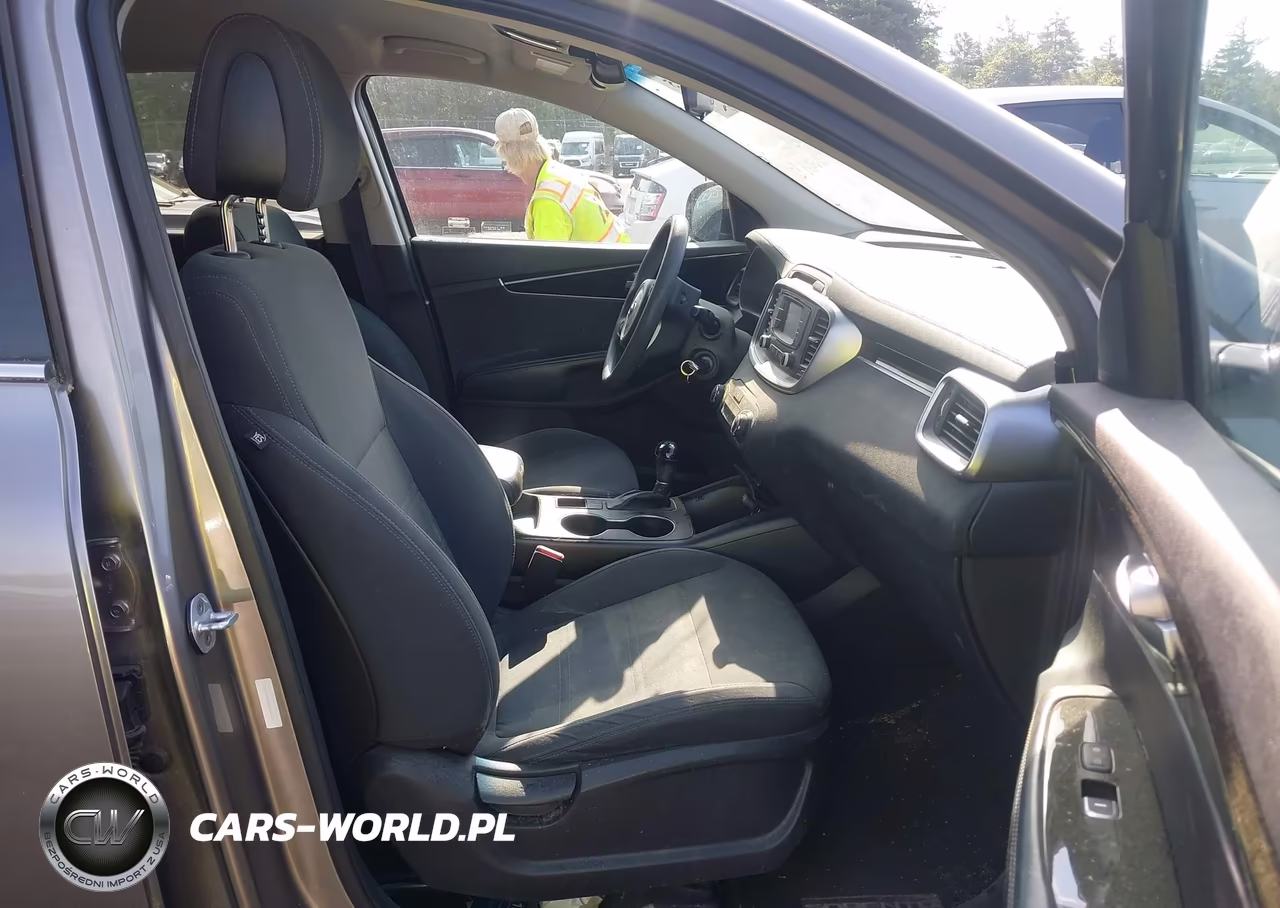 2017 Kia Sorento 3.3L Lx VIN:5XYPGDA53HG197327 - 5