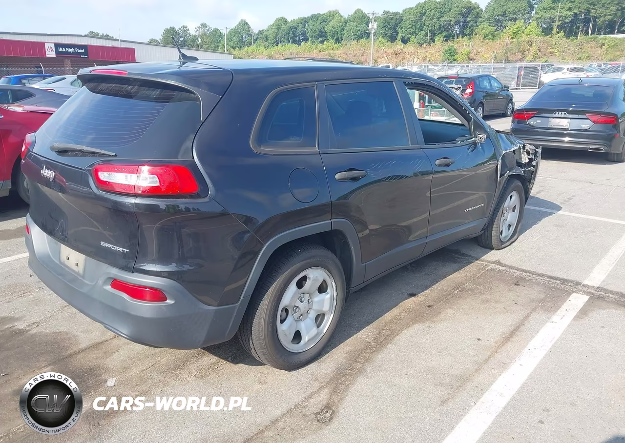 2016 Jeep Cherokee Sport VIN:1C4PJLABXGW282300 - 4