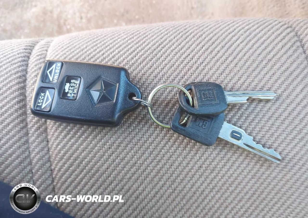 1994 Chevrolet Camaro Z28 VIN:2G1FP32P5R2202547 - 11