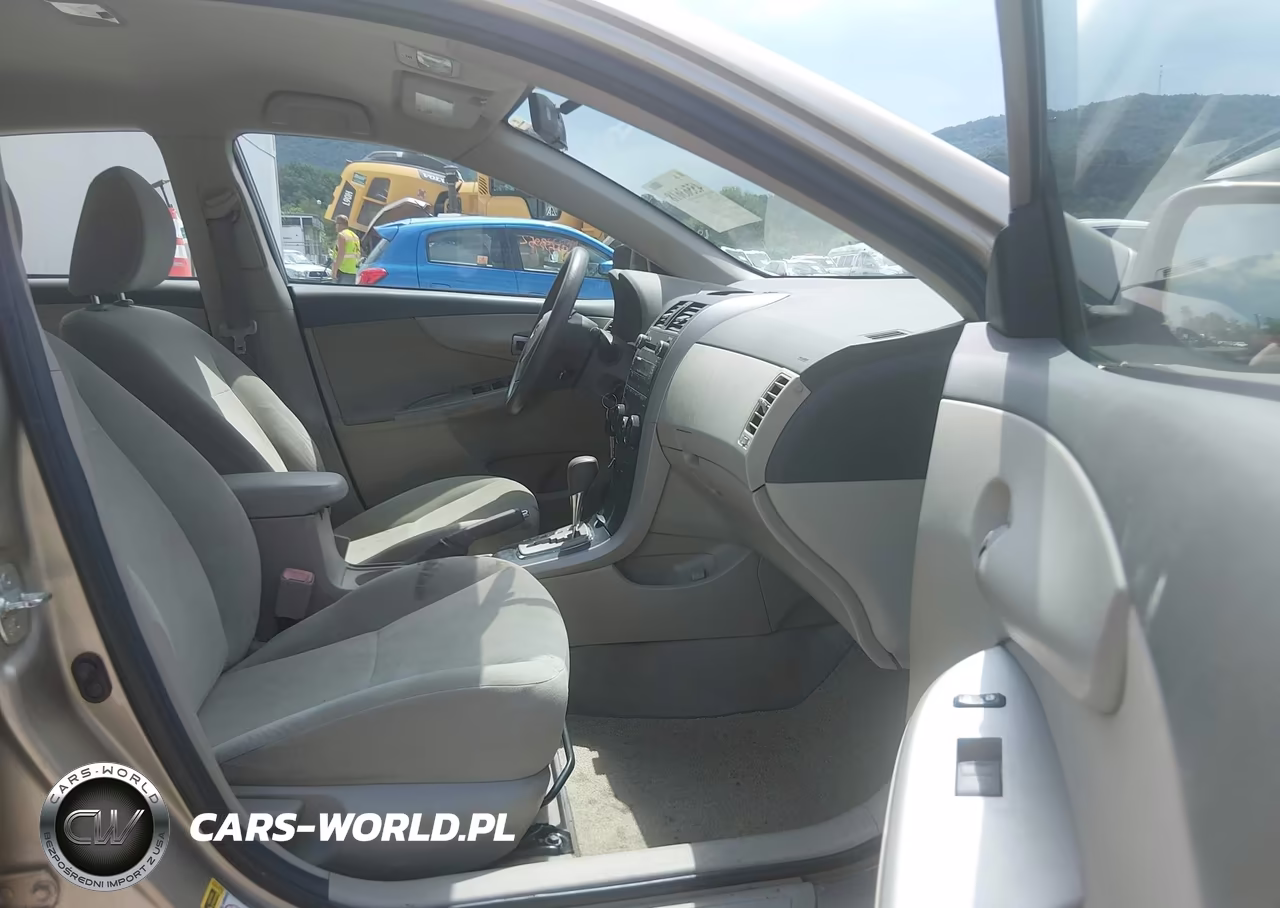 2010 Toyota Corolla Le VIN:1NXBU4EEXAZ181851 - 5