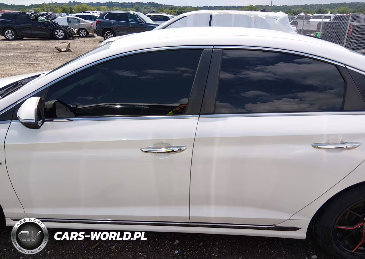 2017 Hyundai Sonata Hybrid Se VIN:KMHE24L11HA048510 - 14