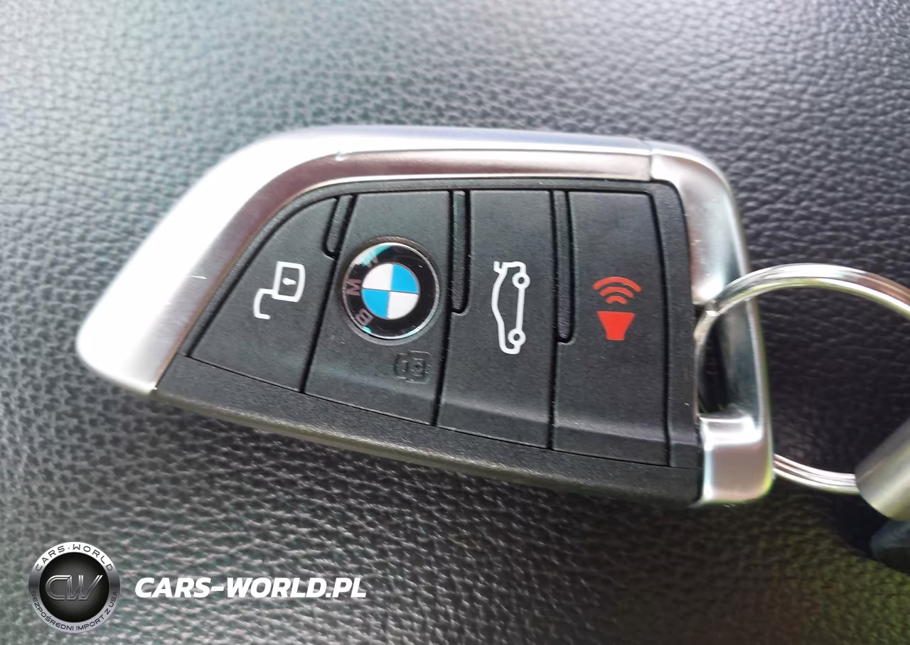 2027 BMW M4 VIN:WBS23HK04VCY19331 - 11