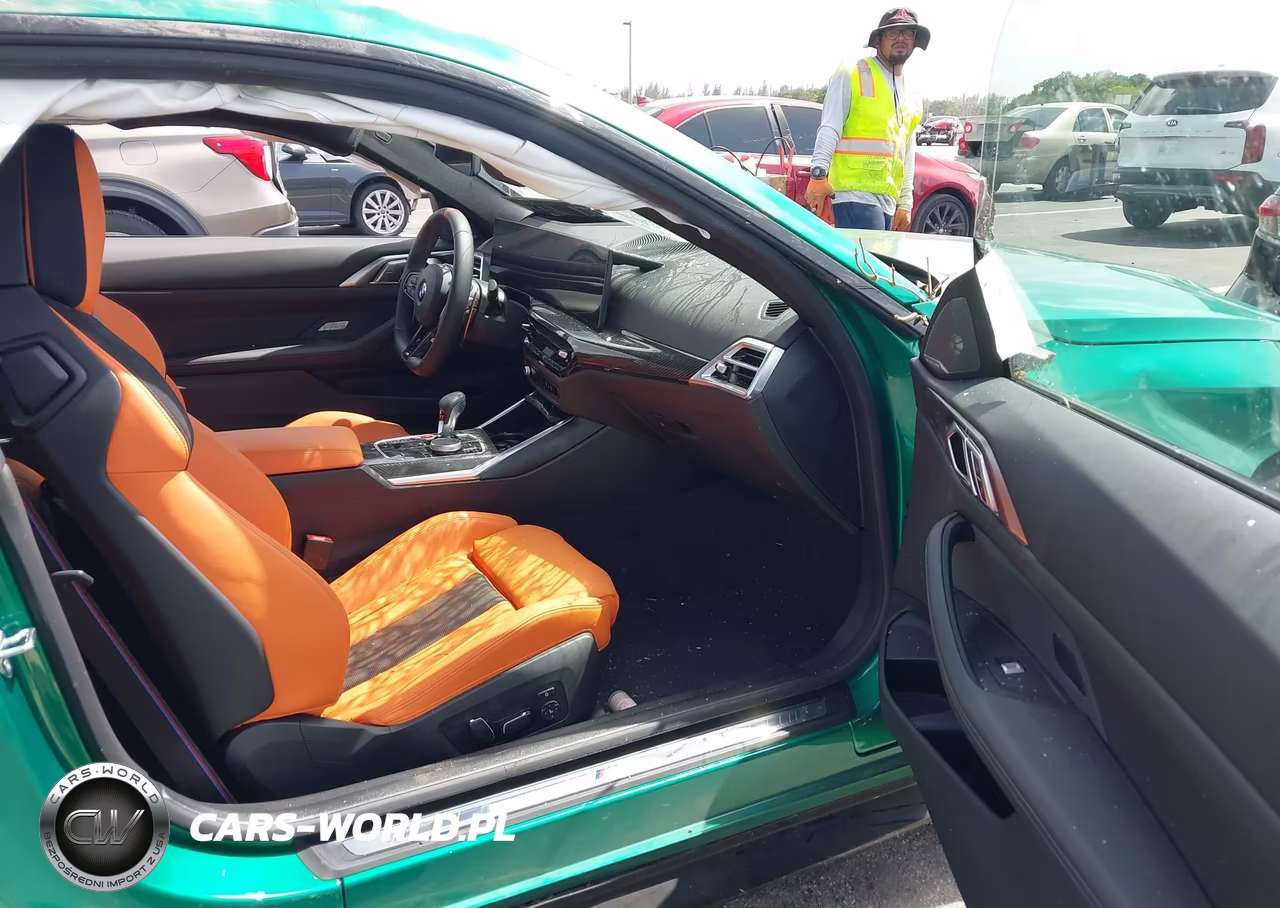 2027 BMW M4 VIN:WBS23HK04VCY19331 - 5