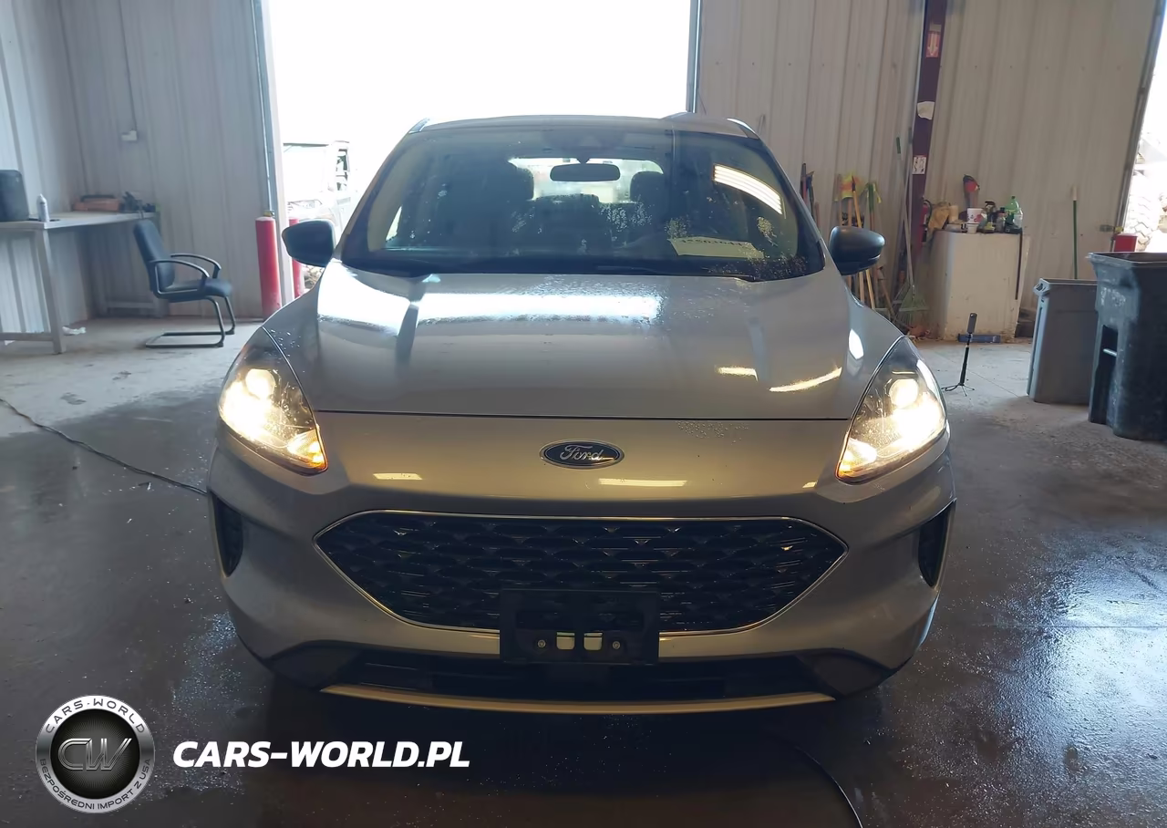 2022 Ford Escape Se VIN:1FMCU9G65NUB13759 - 17