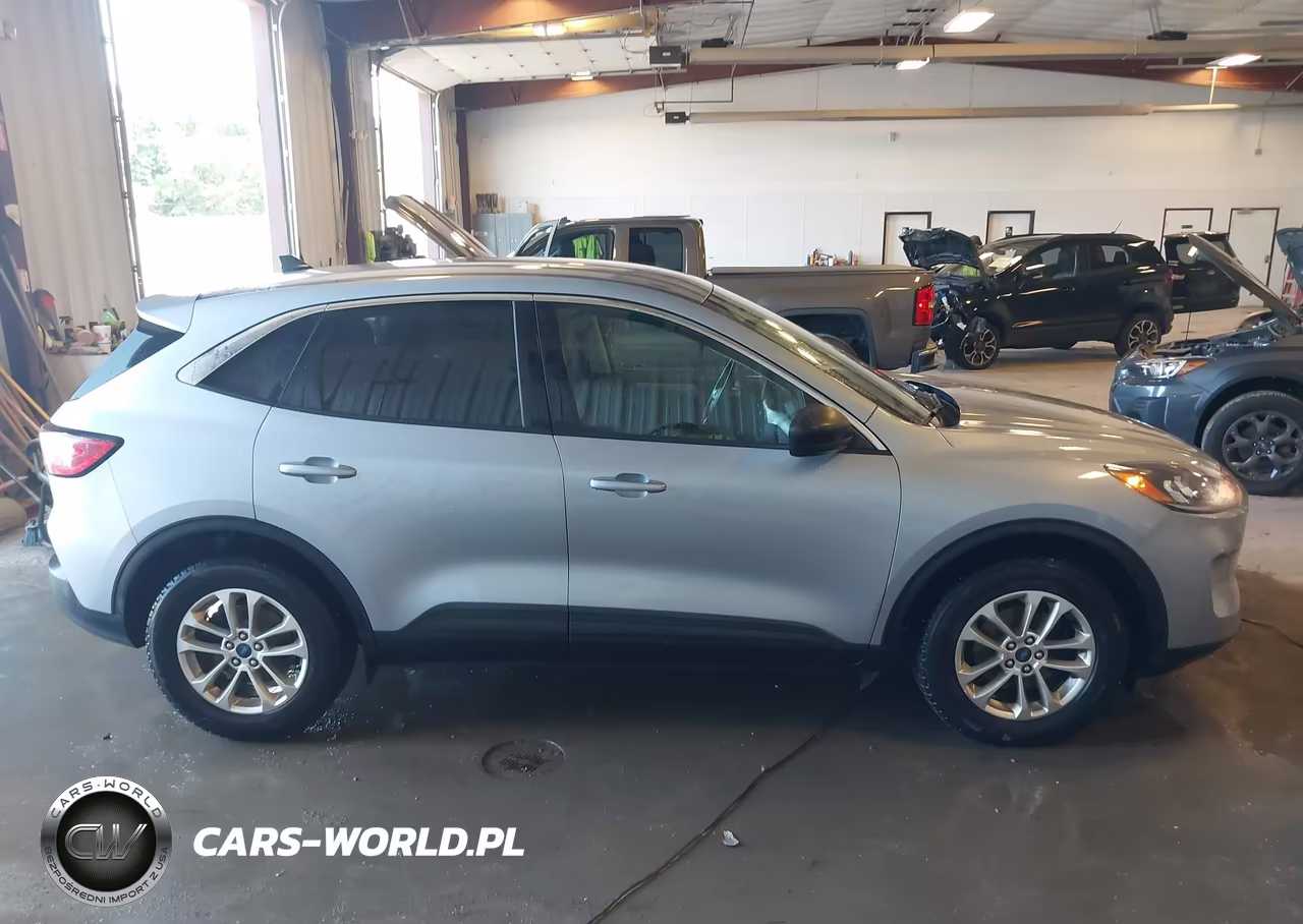 2022 Ford Escape Se VIN:1FMCU9G65NUB13759 - 18