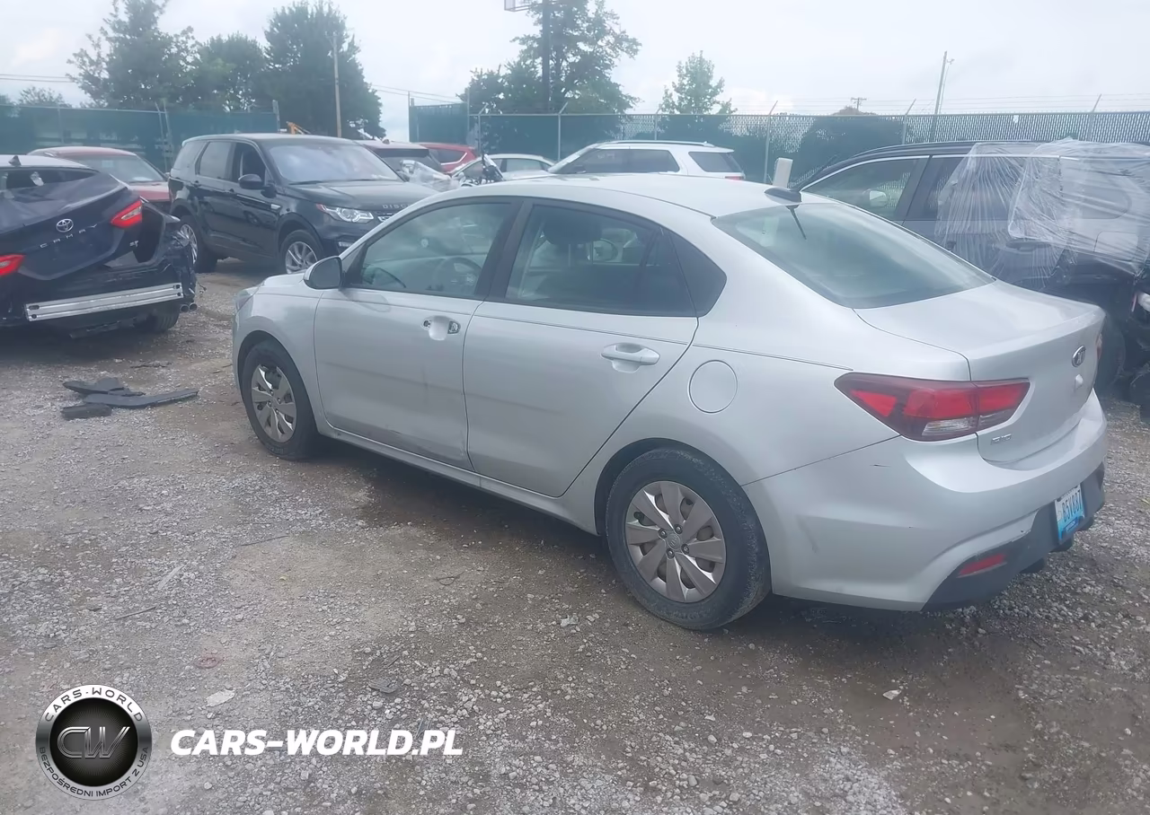 2018 Kia Rio S VIN:3KPA24AB7JE076880 - 3