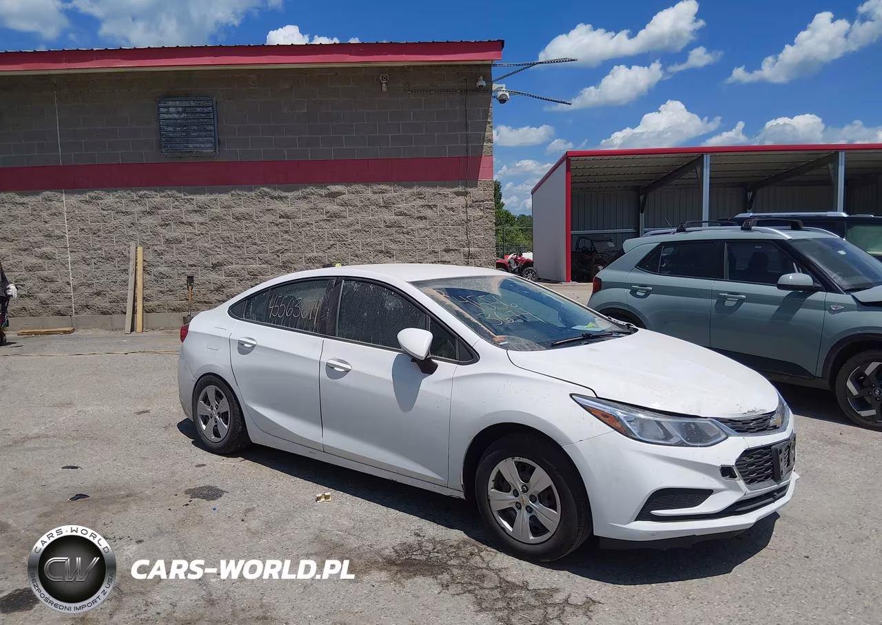 2017 Chevrolet Cruze Ls Manual – zdjęcie 1 z 17