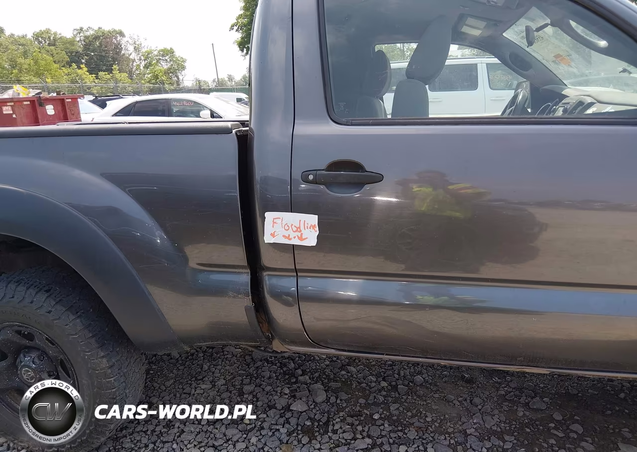 2013 Toyota Tacoma VIN:5TFPX4EN8DX018202 - 13
