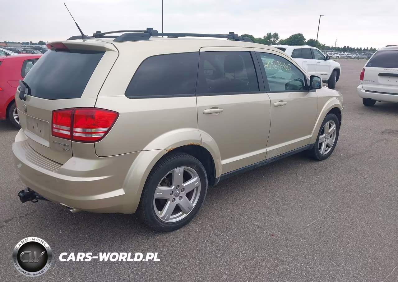 2010 Dodge Journey Sxt VIN:3D4PH5FV8AT130056 - 4