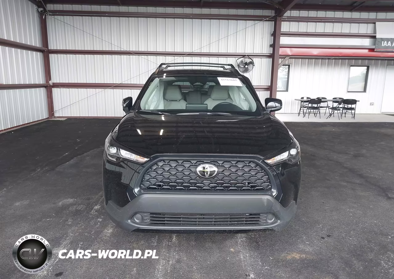 2025 Toyota Corolla Cross Le VIN:7MUCAAAG6SV145738 - 12