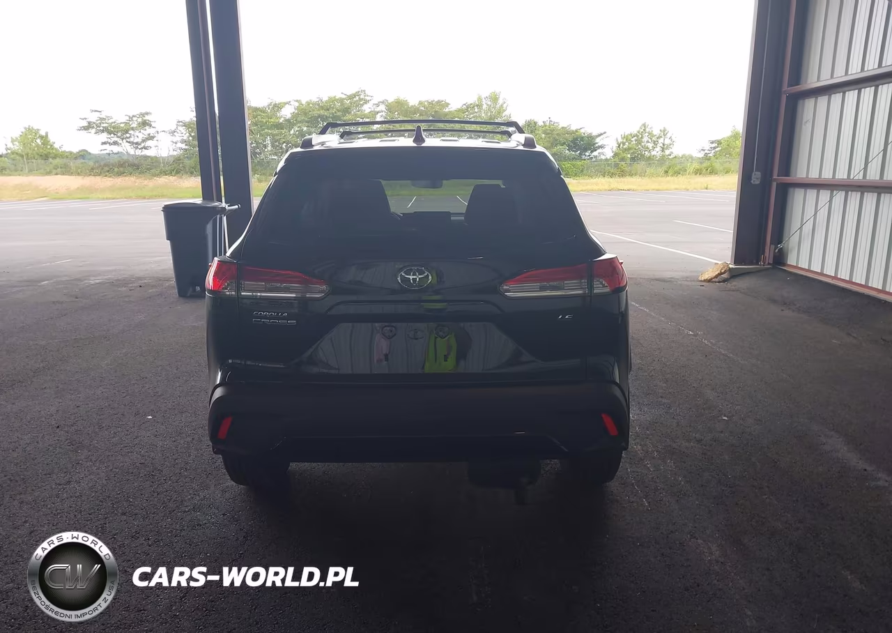 2025 Toyota Corolla Cross Le VIN:7MUCAAAG6SV145738 - 16