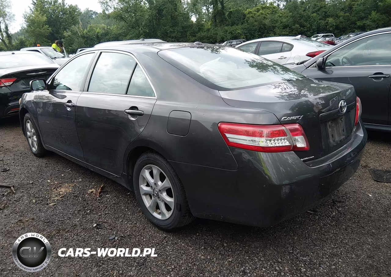 2011 Toyota Camry Le VIN:4T4BF3EK8BR149093 - 3