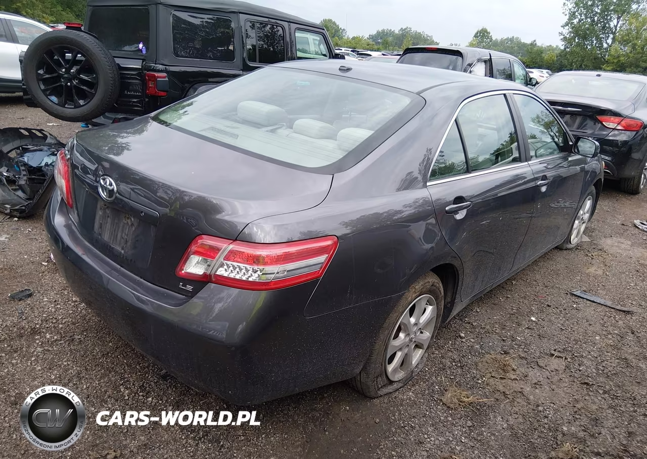 2011 Toyota Camry Le VIN:4T4BF3EK8BR149093 - 4