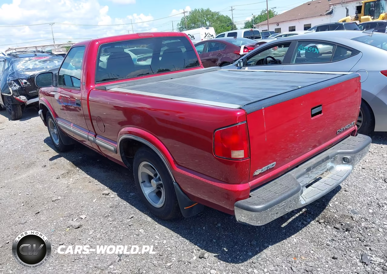 2000 Chevrolet S10 VIN:1GCCS1444YK113640 - 3