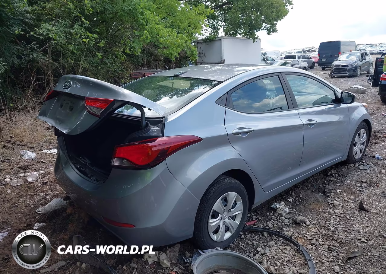 2016 Hyundai Elantra Se VIN:5NPDH4AE7GH738936 - 4