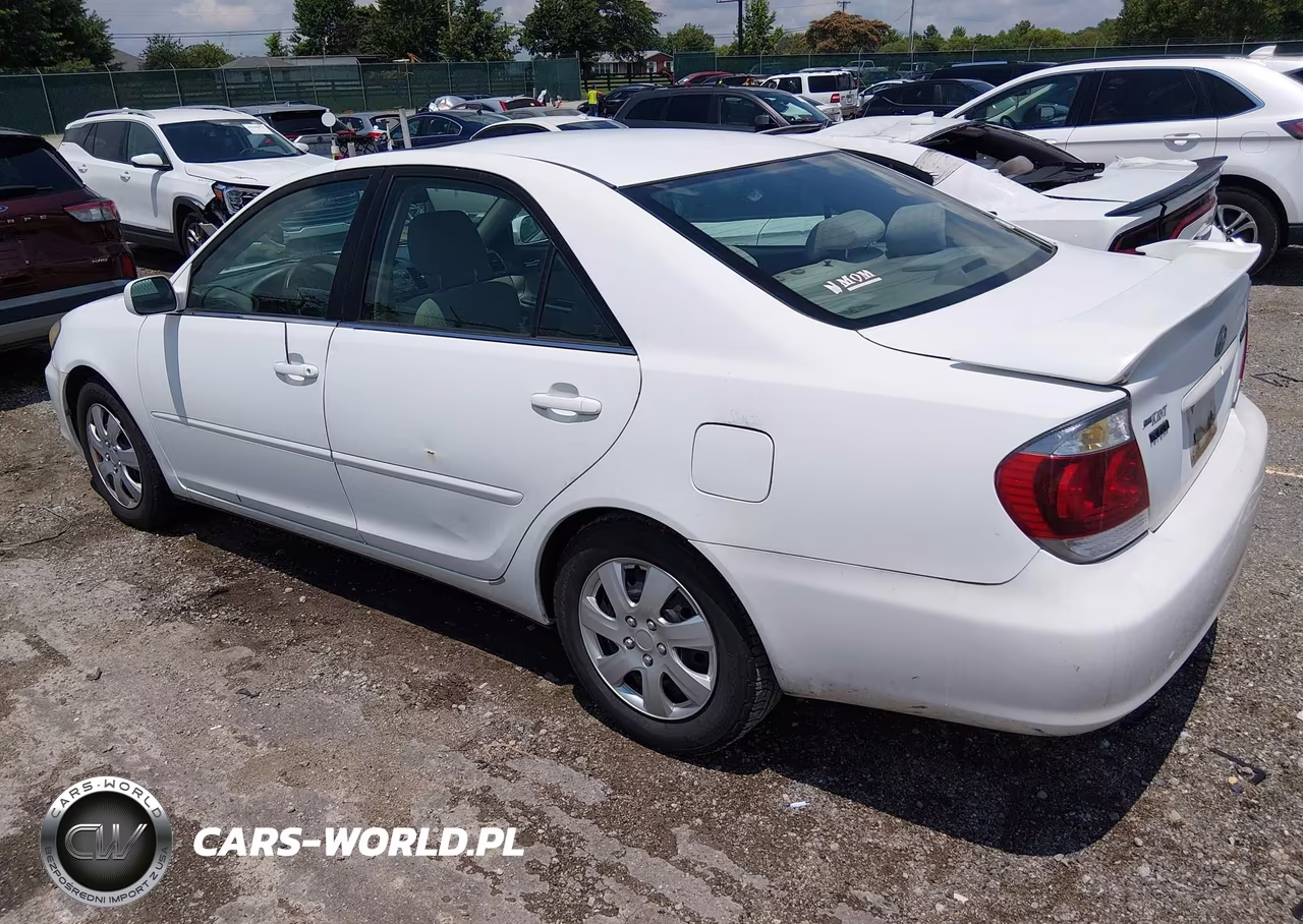 2005 Toyota Camry Se VIN:4T1BE32K45U001061 - 3