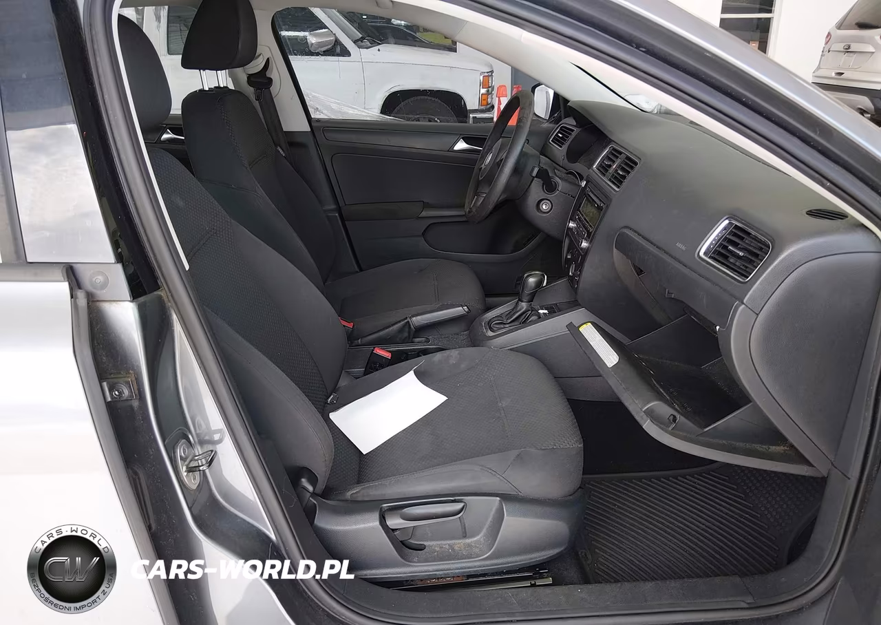 2011 Volkswagen Jetta 2.0L S VIN:3VW2K7AJXBM378181 - 5